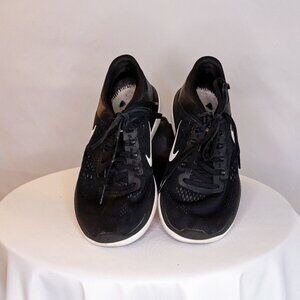 Black Nike Women's Flex 2016 Run